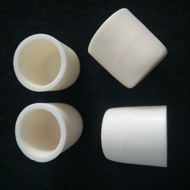 Ceramica industriale vs. Metalli tradizionali: un confronto