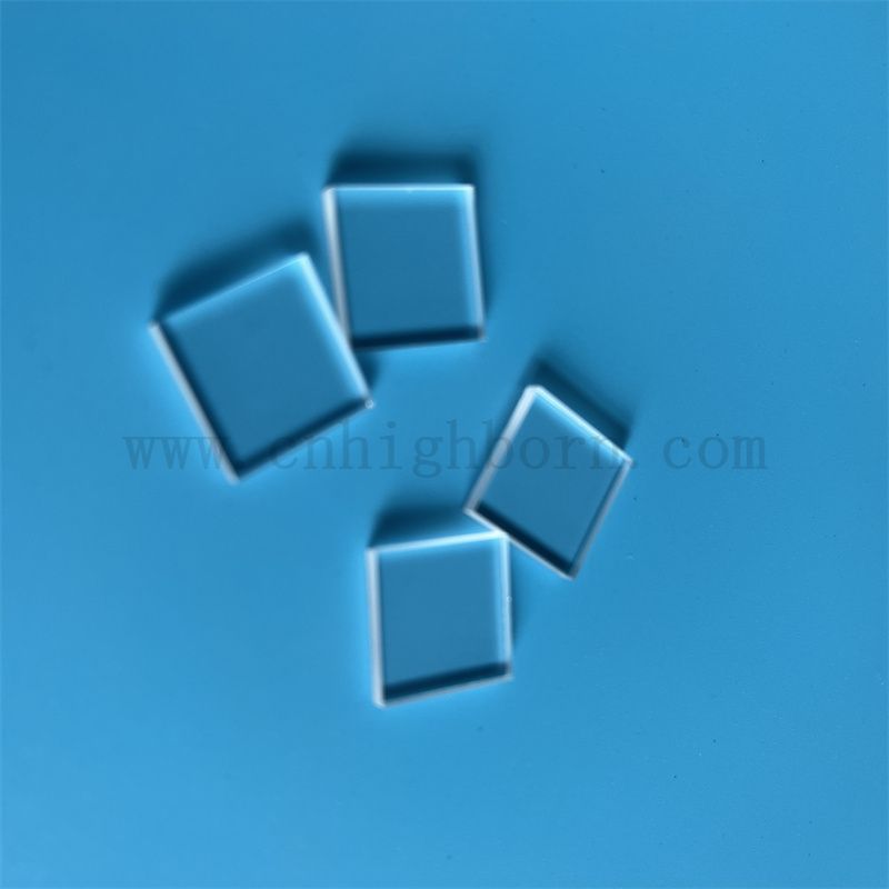 Pannello di vetro di silice ad alta purezza quadrata personalizzata trasparente