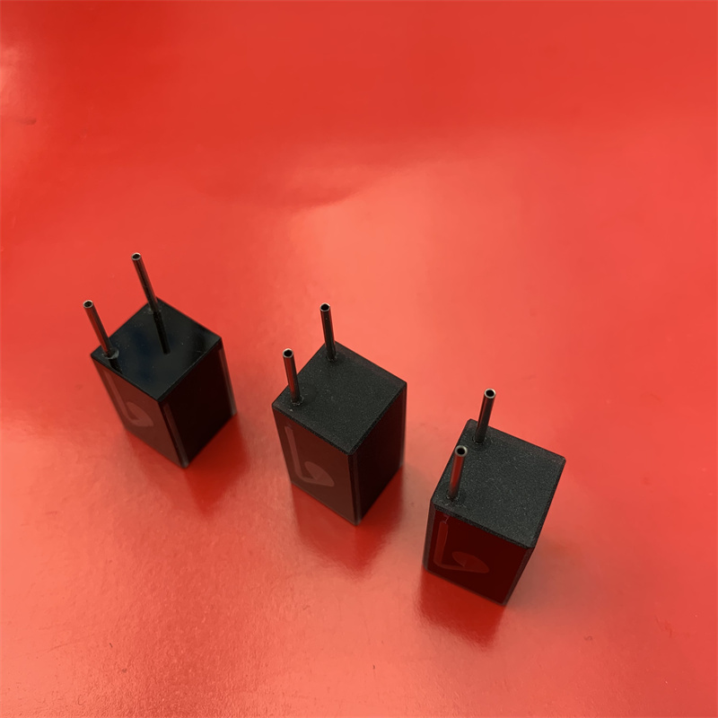 Percorso leggero da 10 mm 0,03 ml di vetro ottico cella di flusso nero cuvetta