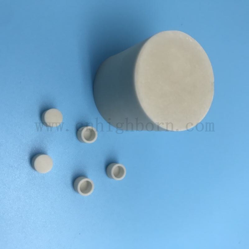 Crogiolo ceramico AlN con crogiolo ceramico in nitruro di alluminio ad alta conducibilità termica. Crogiolo ceramico AlN