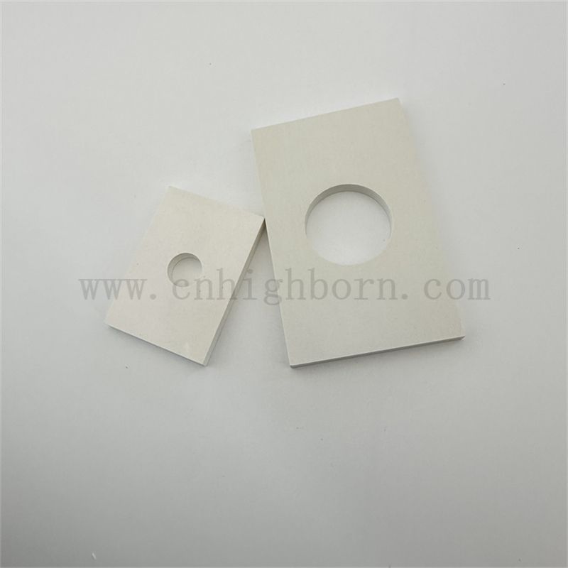 Piatto di nitruro di boro 99% con foro personalizzato BN Ceramic Irregular Board