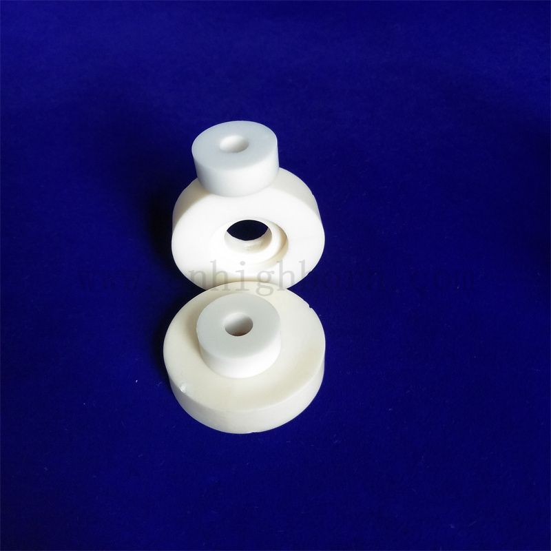 Maniche ceramiche di allumina resistenti ad alta temperatura al2o3 cespuglio ceramico