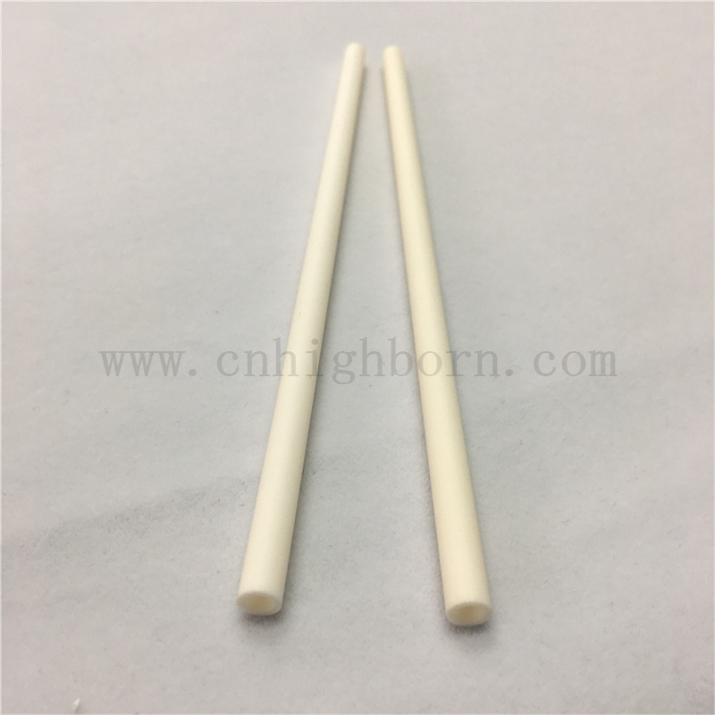 Tubo ceramico di allumina isolante personalizzato 99 al2o3 tubo perforato