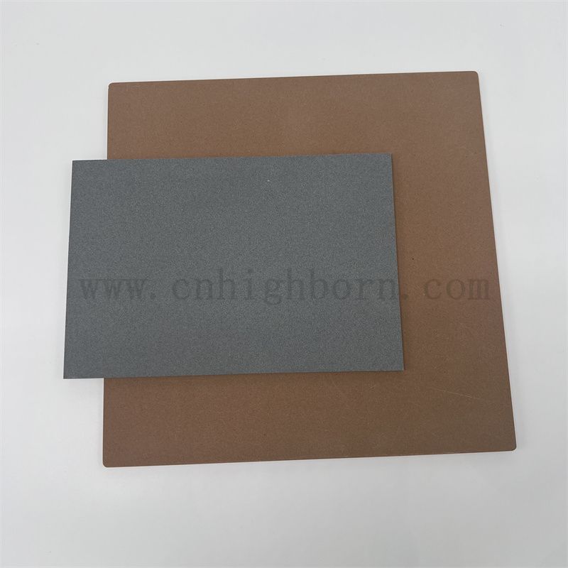 Alumina nera porosa succhiare la piastra elettrostatica adsorbimento al2o3 diffusore ceramico