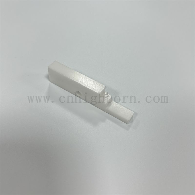 MACCHINAZIONE DI PRECISIONE MACCHINAZIONE CARRROSIONE COSTALE CERAMICA CERAMICA ZRO2 con foro