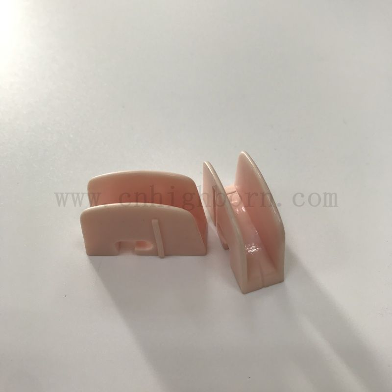 Punteggio di allumina personalizzato Parte 99 AL2O3 Blocco in ceramica tessile