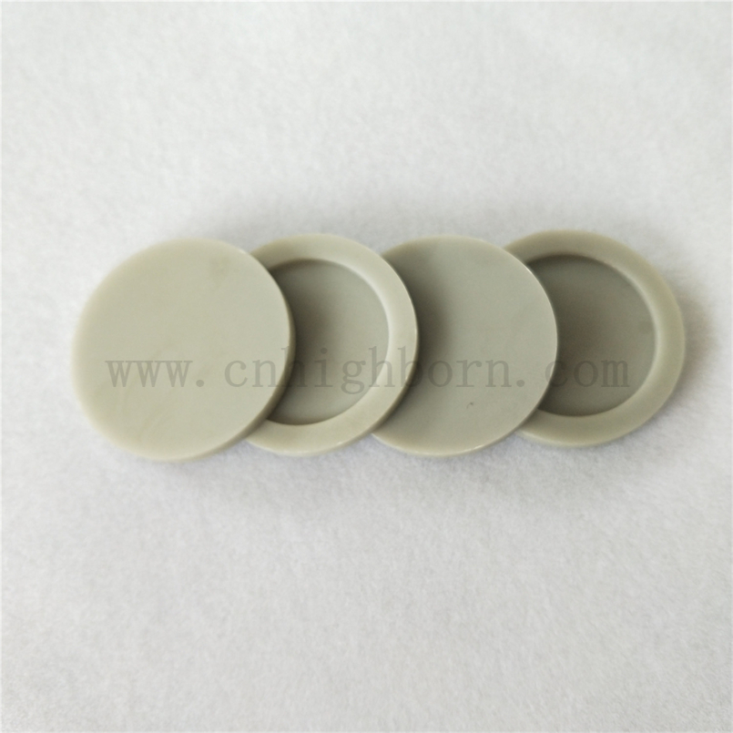 Parti in ceramica AlN lavorate con disco in nitruro di alluminio personalizzate