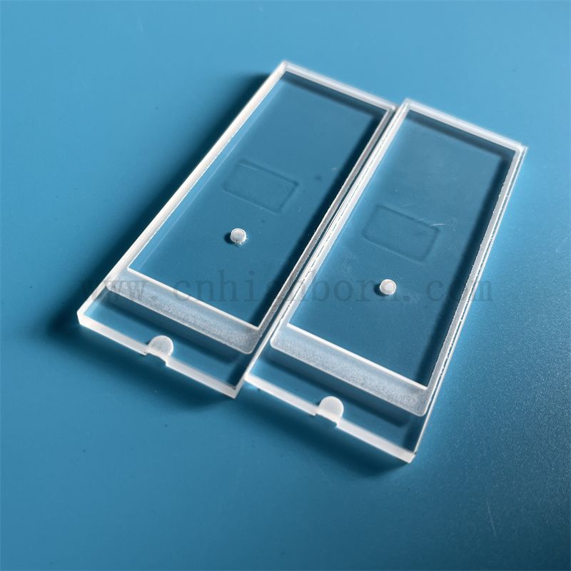 Pannello di vetro in quarzo rettangolare trasparente di elaborazione profonda con noioso laser