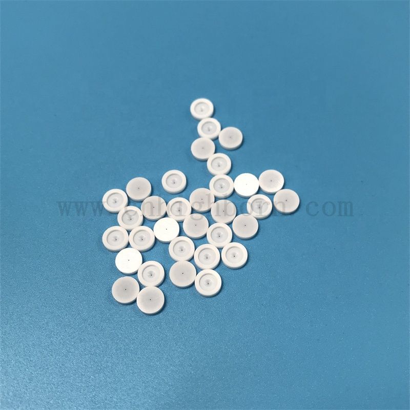 Isolatore zirconia bianca parte irregolare parte yttio stabilizzato zro2 nebbia ceramica ugello di nebbia