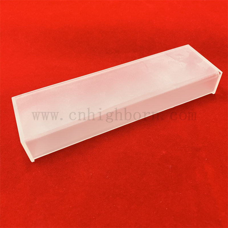 Gli utensili da laboratorio sono cella di fluorometro con coperchio Lovibond grande volume di vetro in quarzo Cella di cuvetta colorimetro