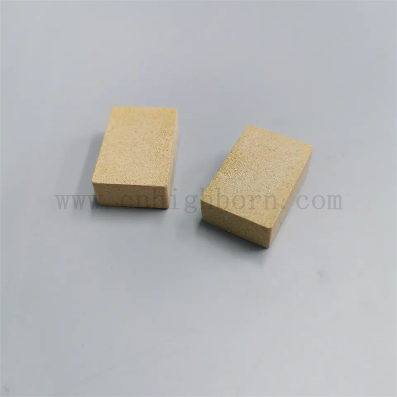 Buona resistenza alle shock termici Cordierite Pillar Mullite Ceramic Forna Support