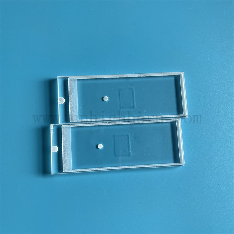 Pannello di vetro in quarzo rettangolare trasparente di elaborazione profonda con noioso laser