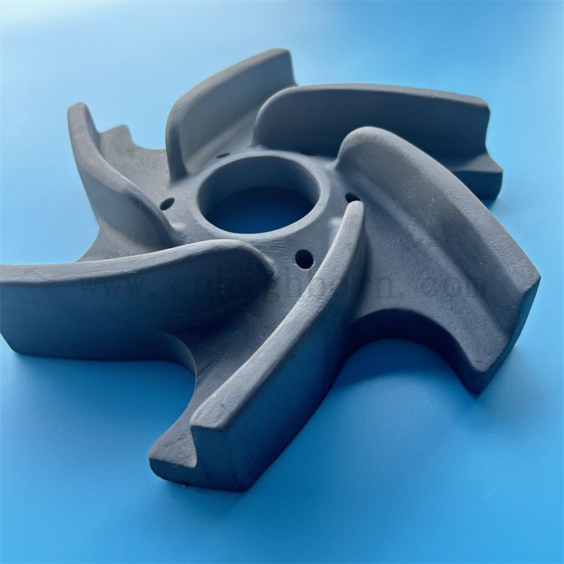 Reazione in carburo di silicio isolante Sinterita Sinterita di usura Sic Blocco irregolare