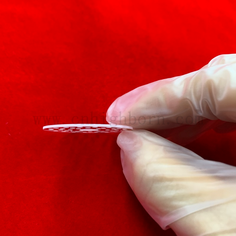 Piatto di silice in fuso trasparente perforato lucidati personalizzato