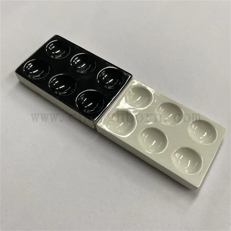 Piatto volatile in laboratorio quadrato grassato personalizzato