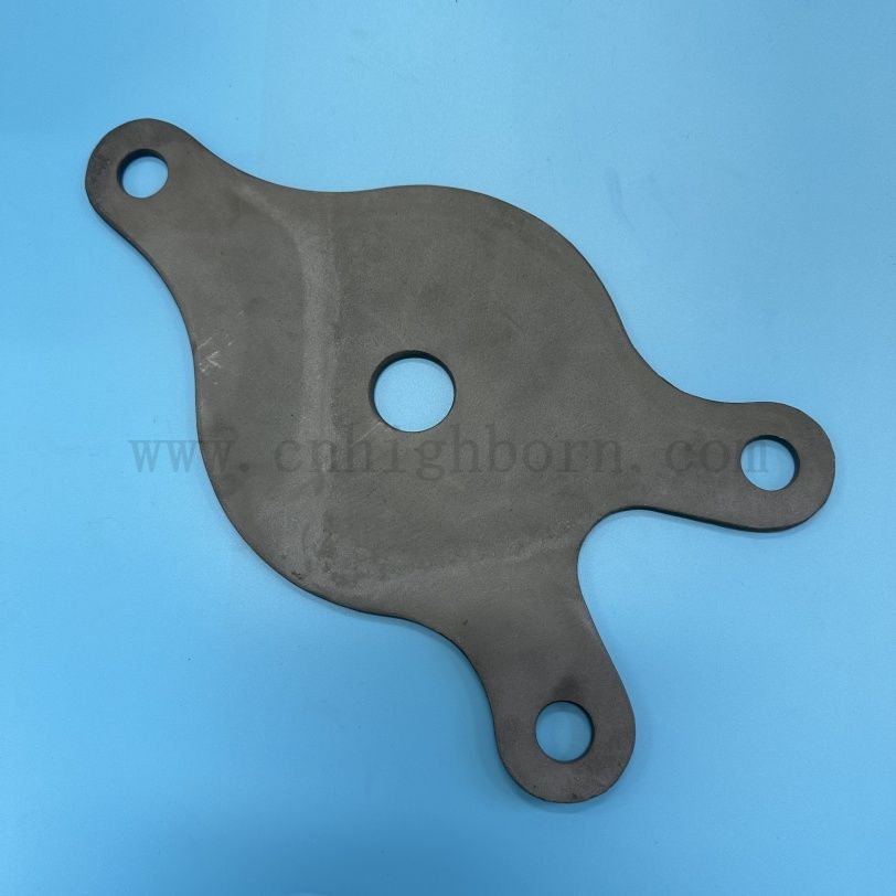 Piastra di inserimento per mobili da forno in ceramica a forma di pesce in carburo di silicio SiC resistente all'usura e agli shock termici per la cottura di piastre/ciotole in ceramica