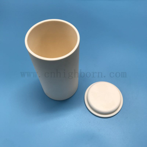 Pentola in allumina per crogiolo di fusione ceramica cilindrica Al2o3 con coperchio a forma di T con buone prestazioni di tenuta