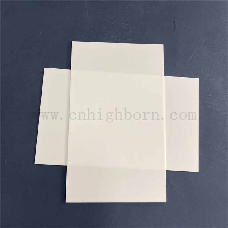 Piastra rettangolare di allumina da 0,89 mm personalizzata Substrato in ceramica AL2O3