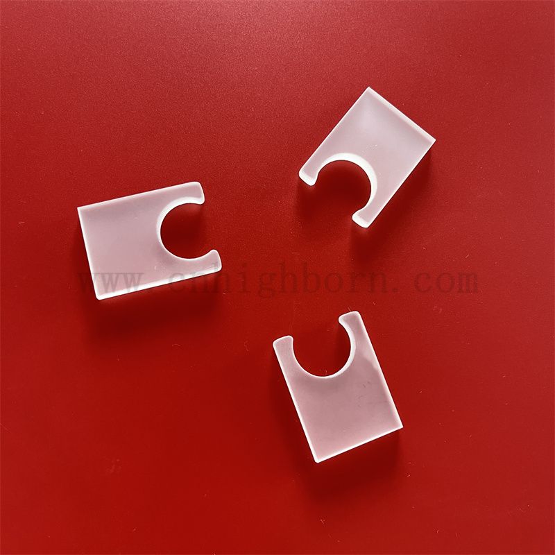 Resistenza di calore Piazza di vetro in quarzo traslucido quadrato personalizzato con foro 