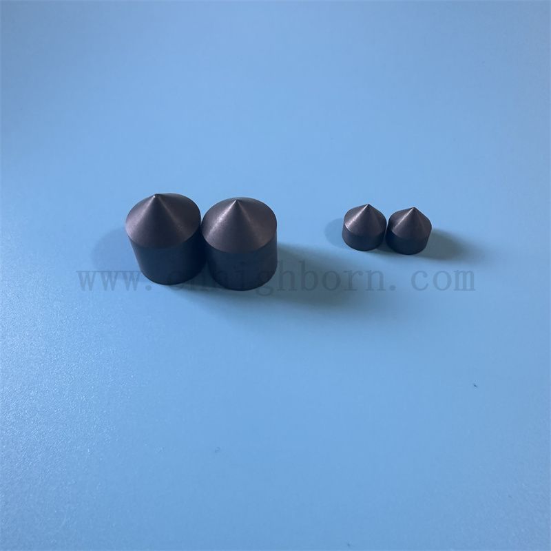 Blocco ceramico B4C in carbone in carburo di boro isolante.