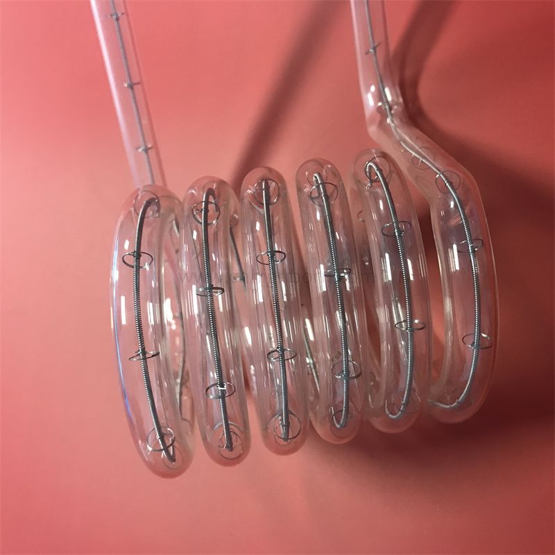 Tubo a spirale in vetro di quarzo con silice fusa per riscaldamento 