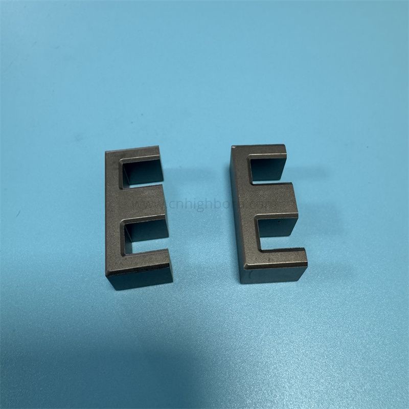 Nucleo in ferrite personalizzato con blocco magnetico morbido per trasformatore di potenza industriale