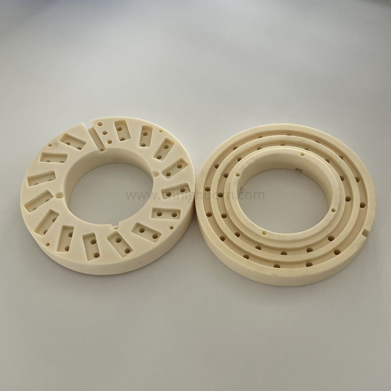 Anello scanalato in ceramica allumina Al2O3 al 99% lavorato a CNC