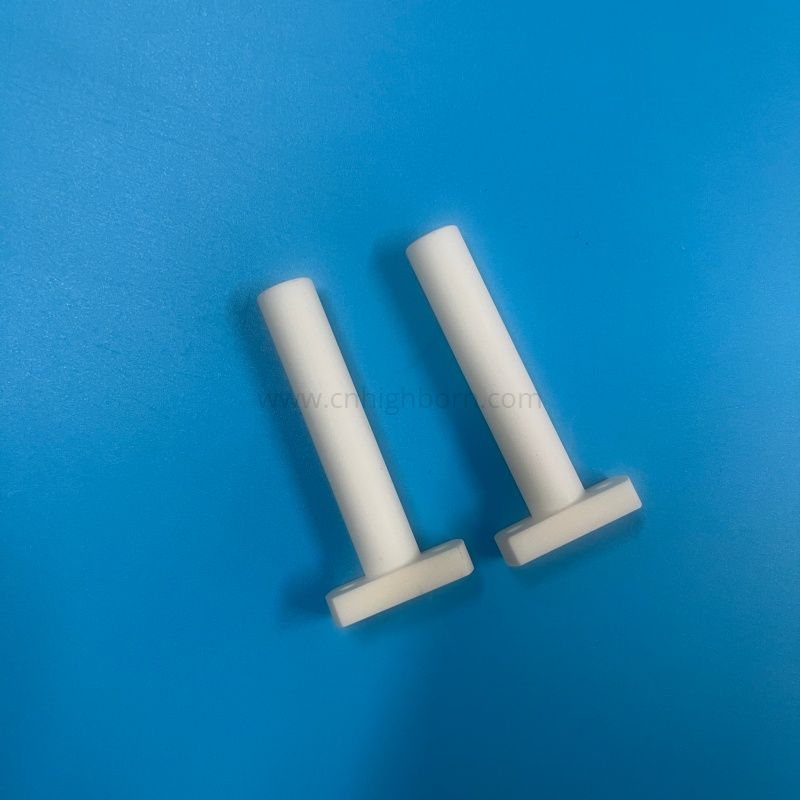 Isolante a tubo cavo in ceramica T allumina Al2O3 al 95%.