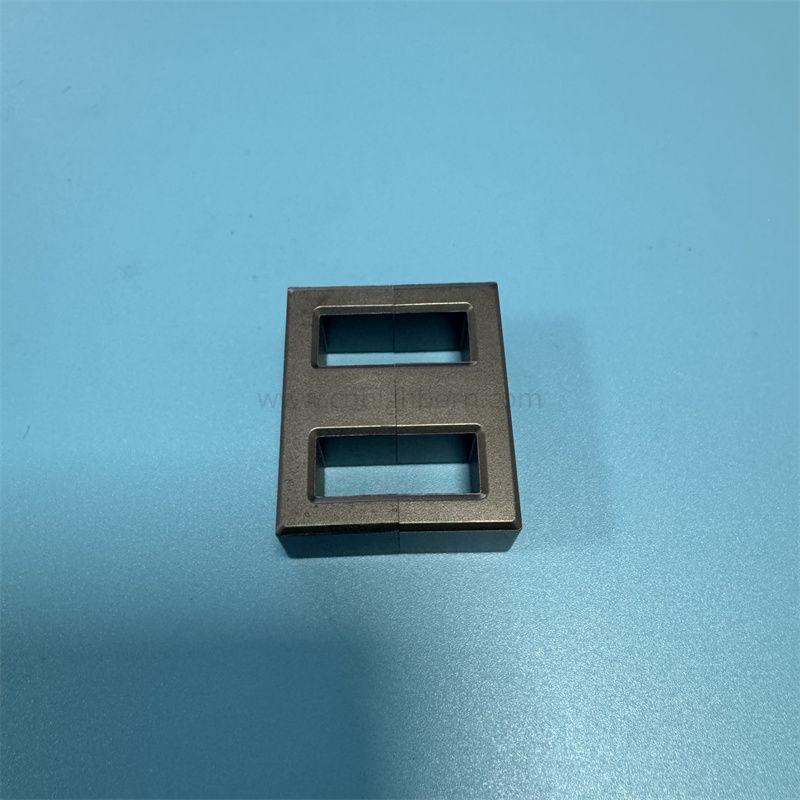 Nucleo in ferrite personalizzato con blocco magnetico morbido per trasformatore di potenza industriale