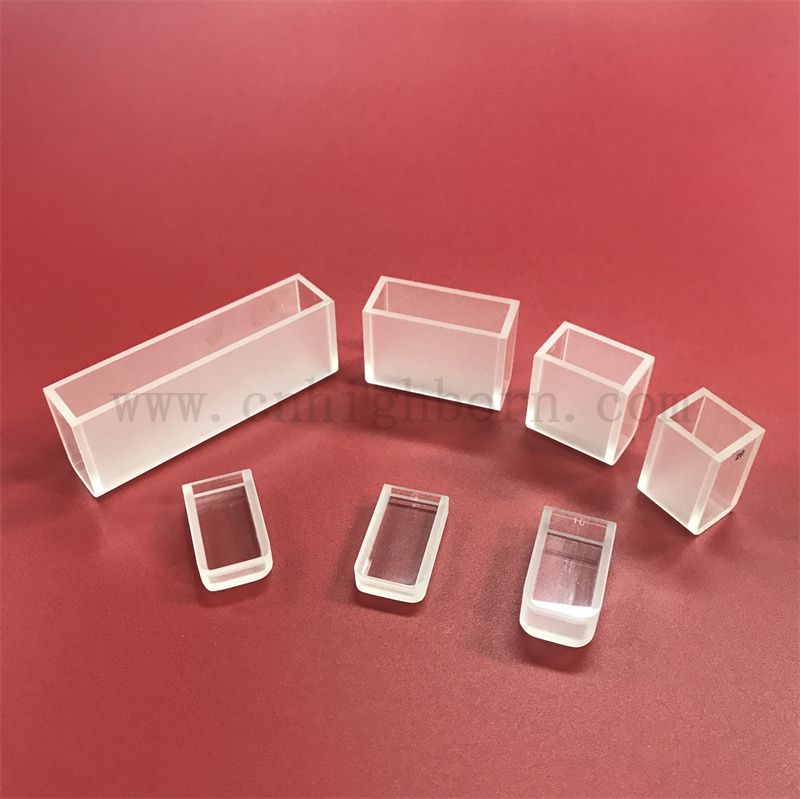 Cuvetta al quarzo per spettrofotometria UV