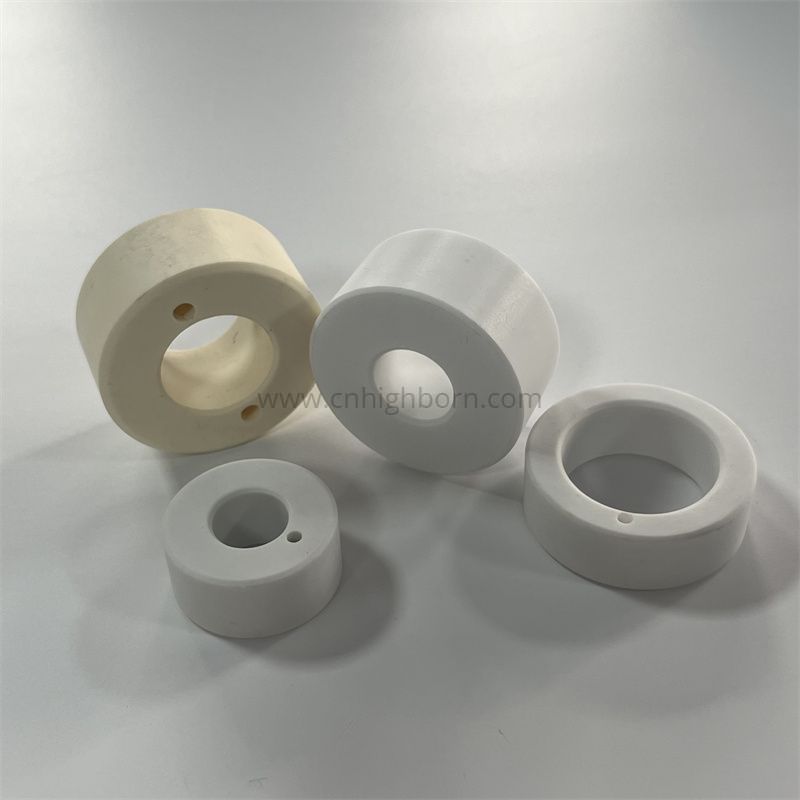 anello in ceramica