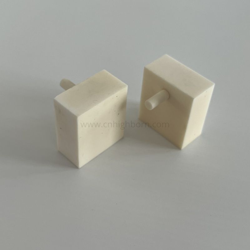 Isolamento CNC 99 95 Isolamento in ceramica di allumina Parti strutturali irregolari Blocco di allumina in ceramica Al2O3