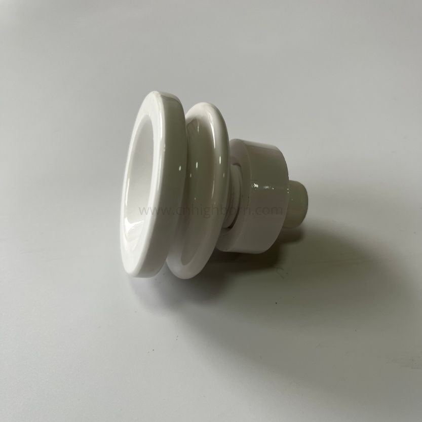 Componente isolante ceramico personalizzato in allumina smaltata Al2O3 al 95%.