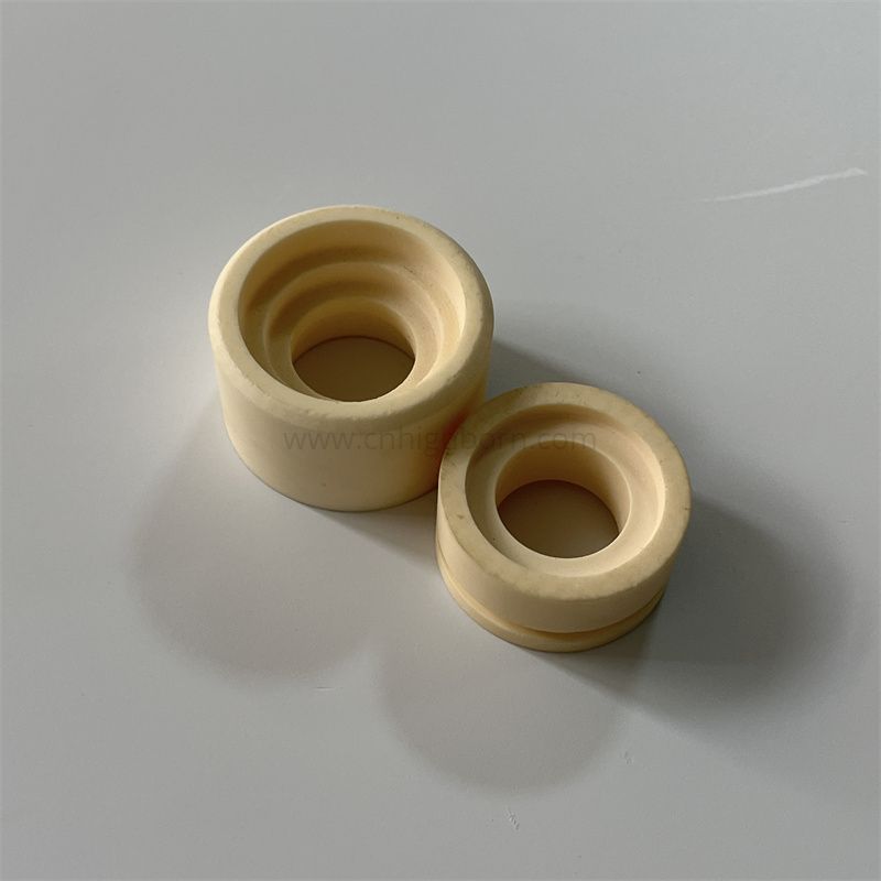 Anello di isolamento in allumina con boccola in ceramica Al2O3 al 99%.