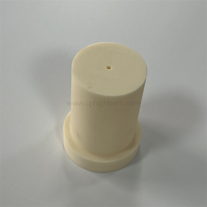Crogiolo in ceramica di allumina al 99% con parte Al2O3 personalizzata con flangia 