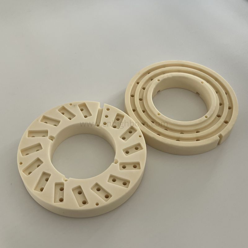 Anello scanalato in ceramica allumina Al2O3 al 99% lavorato a CNC