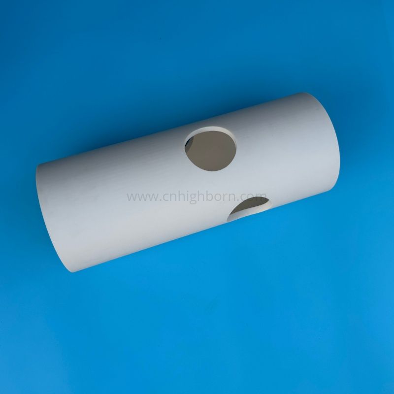 Tubi porosi in allumina al 95% personalizzati Tubi in ceramica Al2O3