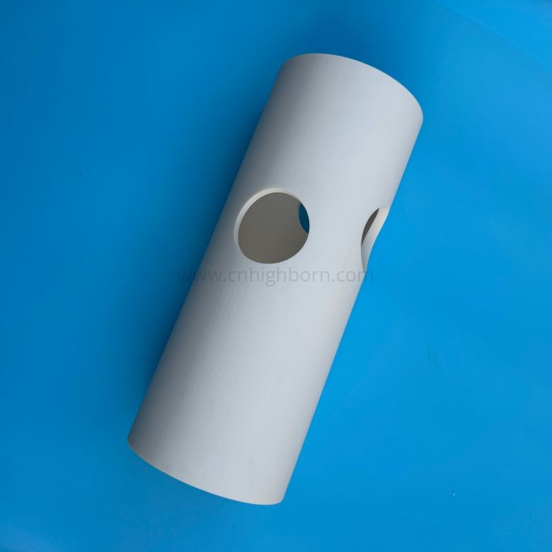 Tubi porosi in allumina al 95% personalizzati Tubi in ceramica Al2O3