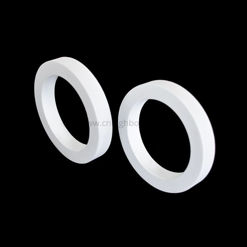 anello in ceramica
