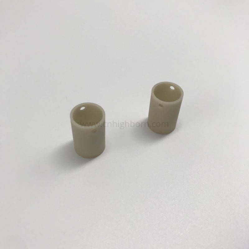 Crogiolo cilindrico ceramico ad alta conduttività termica in nitruro di alluminio (AlN).