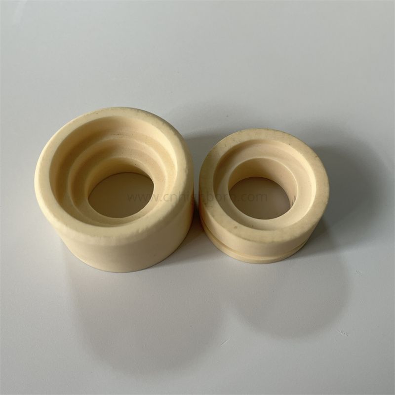 Anello di isolamento in allumina con boccola in ceramica Al2O3 al 99%.